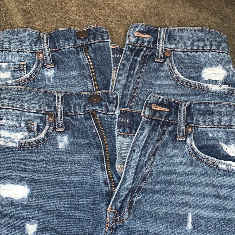 Aeropostale size 2 dark wash mom shorts